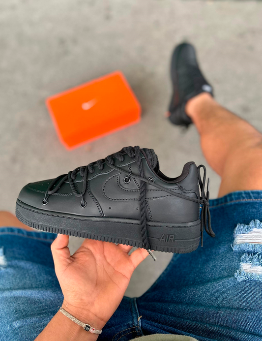 AIR FORCE | Negro