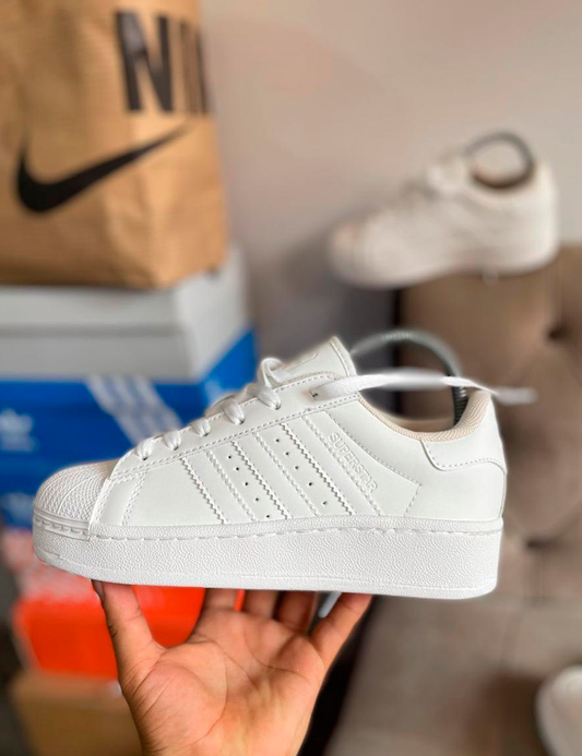 SÚPER STAR | Blanco MJ