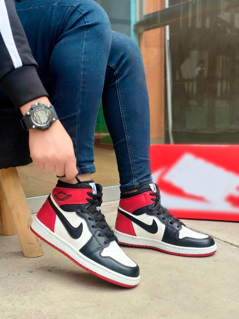 RETRO 1 | Negro Rojo