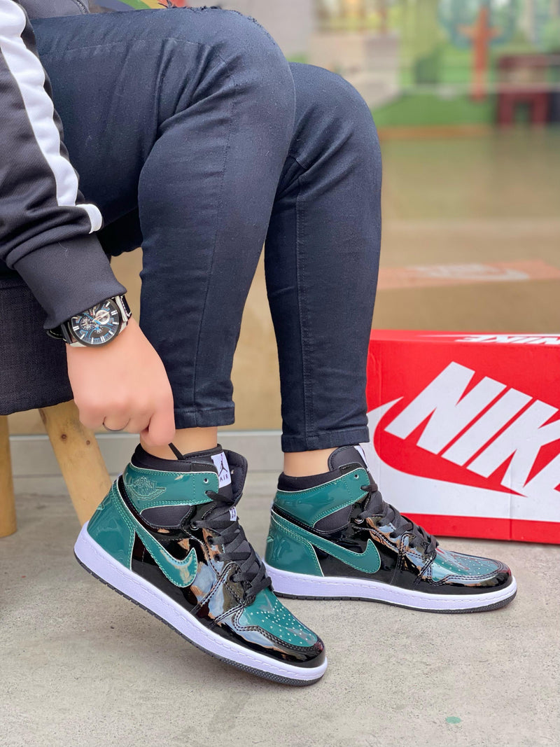 RETRO 1 | Charol Verde Negro